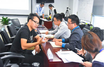 培训生职业开展双向选择会